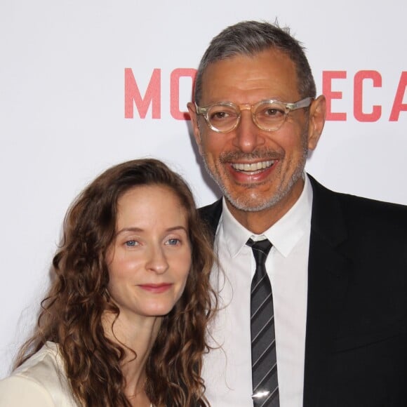 Jeff Goldblum et sa femme Emilie Livingston enceinte - Première du film "Mortdecai" à Los Angeles le 21 janvier 2015.