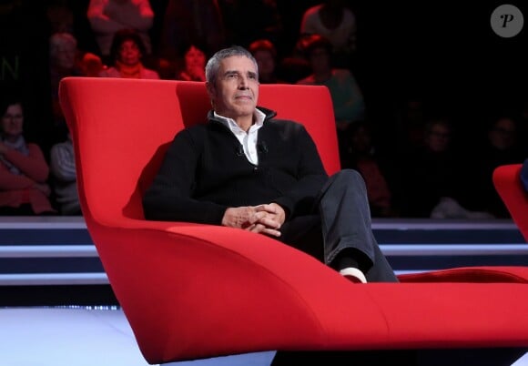 Exclusif - Julien Clerc - Enregistrement de la première émission de la saison 3 du "Divan", dédiée à Julien Clerc et présentée par Marc-Olivier Fogiel à Paris, le 6 Janvier 2017. Elle sera diffusée le 17 janvier 2017, sur France 3. © Dominique Jacovides/Bestimage