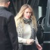 Hilary Duff va déjeuner avec une amie au restaurant Joan's on Third à Studio City, le 9 janvier 2017.