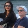 Catherine Zeta-Jones et son mari Michael Douglas sortent du restaurant Bagatelle, avant de remonter à bord d'un zodiaque, à Saint-Tropez, le 23 juillet 2016.