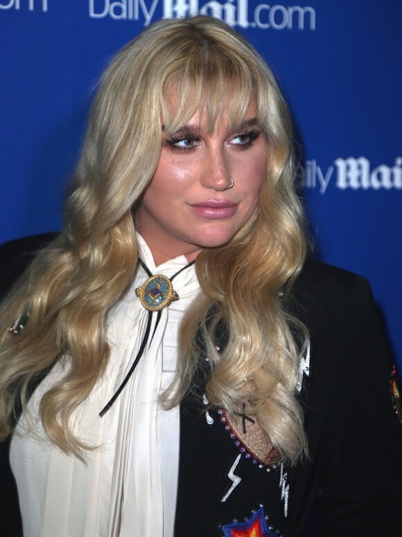 Kesha arrive à la soirée du "DailyMail.com Halloween Party at Heath" à l'hôtel McKittrick à New York, le 27 octobre 2016.