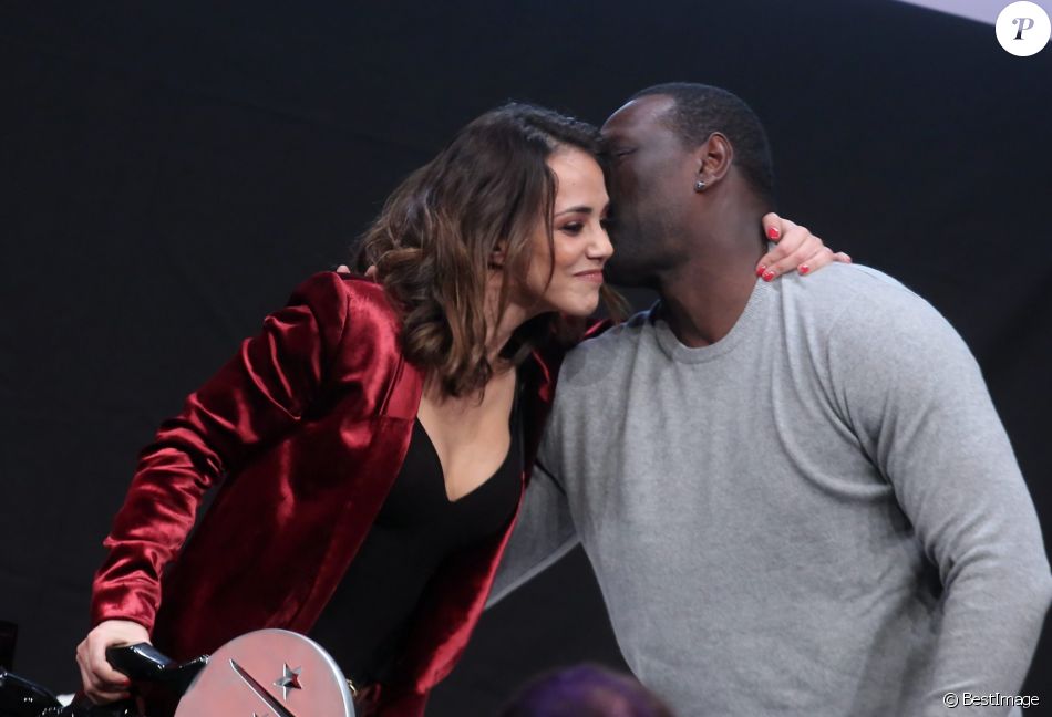 Alice Belaïdi En Couple Avec Franck Gastambide Alice Belaïdi, prix d'interprétation dans un second rôle, et Omar Sy