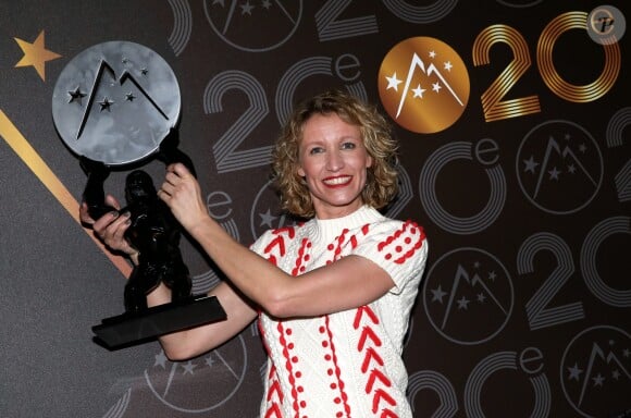Alexandra Lamy, prix d'interprétation féminine parmi les lauréats lors de la cérémonie de clôture du 20e Festival du film de comédie à l'Alpe d'Huez, le 21 janvier 2017. © Dominique Jacovides/Bestimage