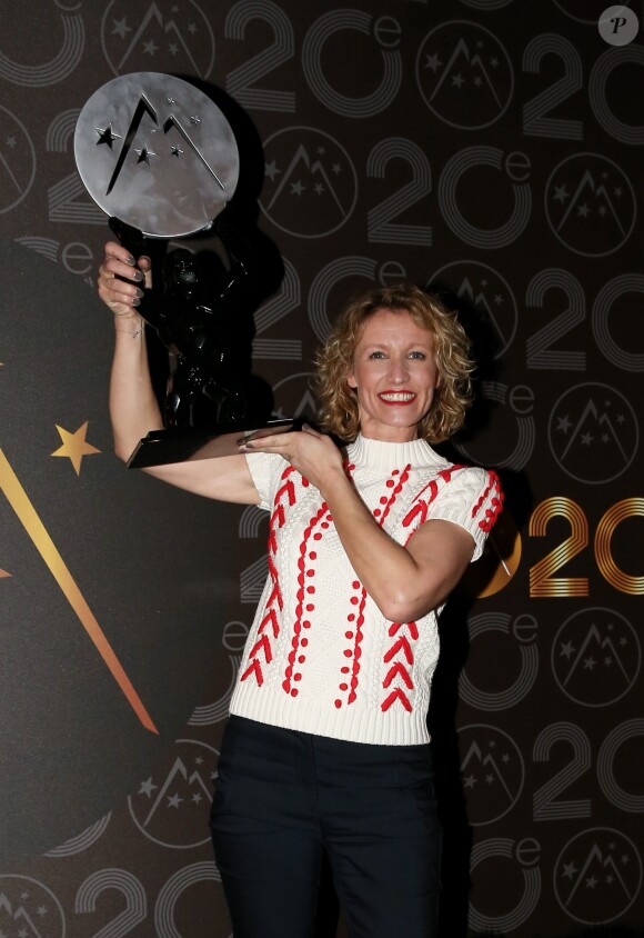 Alexandra Lamy, prix d'interprétation féminine parmi les lauréats lors de la cérémonie de clôture du 20e Festival du film de comédie à l'Alpe d'Huez, le 21 janvier 2017. © Dominique Jacovides/Bestimage