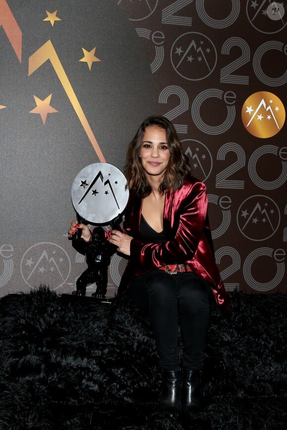 Alice Belaïdi, prix d'interprétation dans un second rôle parmi les lauréats lors de la cérémonie de clôture du 20e Festival du film de comédie à l'Alpe d'Huez, le 21 janvier 2017. © Dominique Jacovides/Bestimage