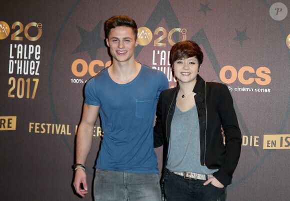Sacha Perez et Elodie Martelet lors du photocall de la cérémonie de clôture du 20e Festival du film de comédie à l'Alpe d'Huez, le 21 janvier 2017. © Dominique Jacovides/Bestimage