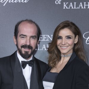 Semi-Exclusif - Alexis Veller et Clotilde Courau lors du photocall de la présentation de la collection Chopard ''The Queen of Kalahari'' au théâtre du Châtelet à Paris, le 21 janvier 2017.