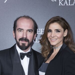 Semi-Exclusif - Alexis Veller et Clotilde Courau lors du photocall de la présentation de la collection Chopard ''The Queen of Kalahari'' au théâtre du Châtelet à Paris, le 21 janvier 2017.