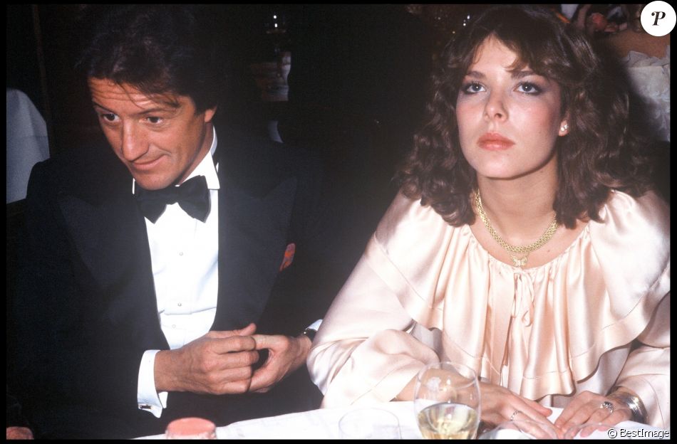 Philippe Junot et la princesse Caroline de Monaco lors d'une soirée chez Maxim's à Paris en 1978