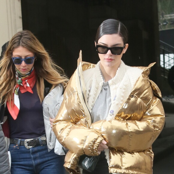 Kendall Jenner - Sorties du 2ème défilé de mode Haute-Couture printemps-été 2017 "Chanel" au Grand Palais à Paris le 24 janvier 2017.