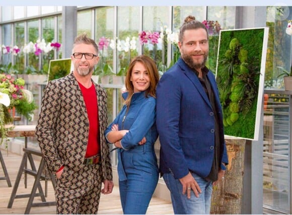 Elsa Fayer avec Gilles Pavan, meilleur ouvrier de France et Djordje Varda, ex-fleuriste du Ritz pour l'émission " C'est le bouquet" diffusée le 28 janvier 2017 sur TF1.