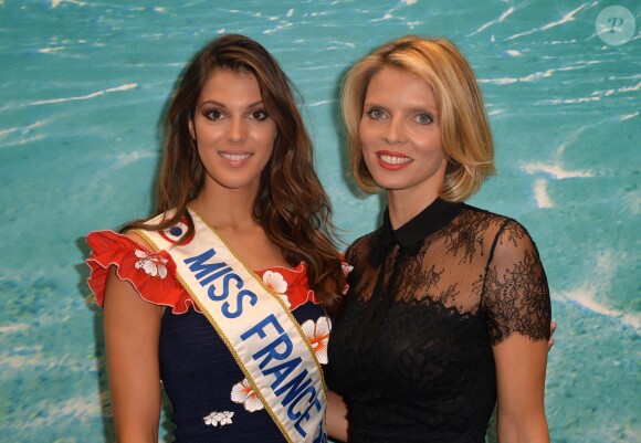 Ambre Nguyen, Miss Réunion 2016 et Sylvie Tellier visitent le stand de l'ile de la Réunion au salon Top Resa 2016 à Paris le 20 septembre 2016. © Veeren / Bestimage