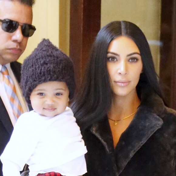 Kim Kardashian est allée déjeuner au restaurant Cipriani avec ses enfants North, Saint et son meilleur ami Jonathan Cheban à New York. Le 1 er février 2017