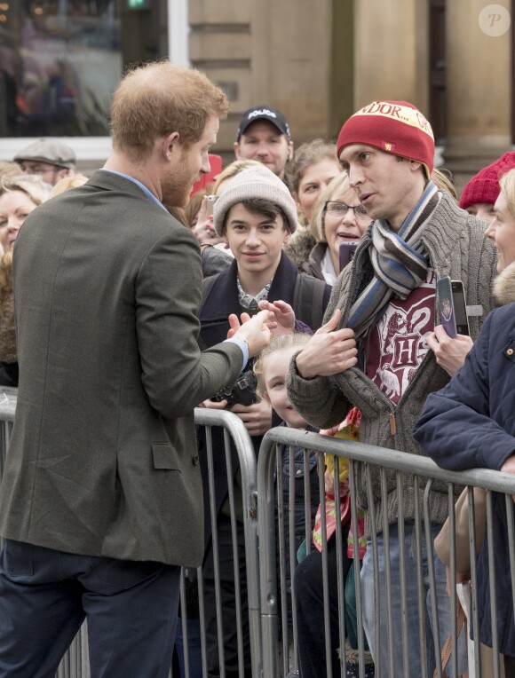 Le prince Harry lors de la cérémonie de remise des diplômes de Coach Core au Nottingham Council House à Nottingham, le 1er février 2017, un projet soutenu par la Royal Foundation.