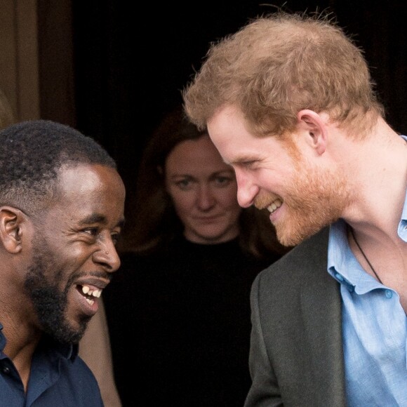 Le prince Harry lors de la cérémonie de remise des diplômes de Coach Core au Nottingham Council House à Nottingham, le 1er février 2017, un projet soutenu par la Royal Foundation.