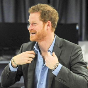 Le prince Harry assiste à un compte-rendu concernant Full Effect and Coach Core, deux projets soutenus par la Royal Foundation à Nottingham le 1er février 2017.