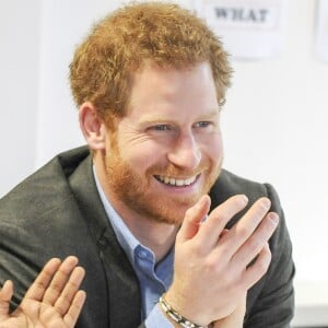 Le prince Harry assiste à un compte-rendu concernant Full Effect and Coach Core, deux projets soutenus par la Royal Foundation à Nottingham le 1er février 2017.