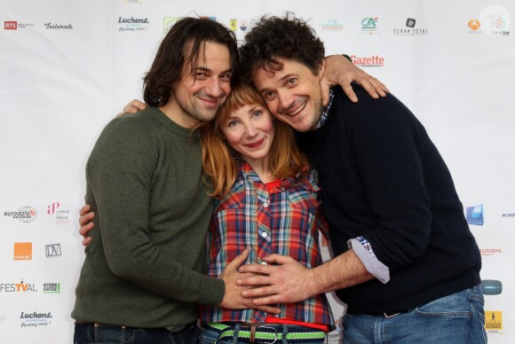 L'actrice Julie Depardieu et les acteurs Jérôme Robart et Mathias Mlekuz pour le film "Le mari de mon mari" lors du 19ème Festival des créations télévisuelles de Luchon, France, le 2 février 2017. © Patrick Bernard/Bestimage