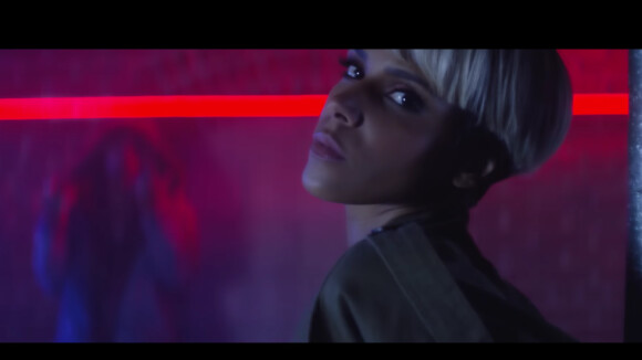 Shy'm a dévoilé le clip de Mayday, son nouveau single. Vidéo publiée sur Youtube le 3 février 2017