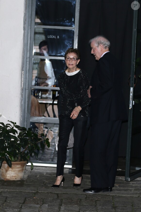 George Clooney a diné au restaurant Smokehouse pour l'anniversaire de sa femme Amal Alamuddin enceinte avec ses parents Nina et Nick Clooney à Barcelone, le 2 février 2017