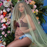 Beyoncé, enceinte : Son propre père n'était pas au courant !