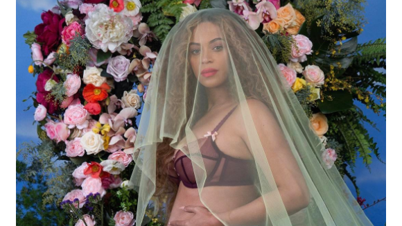 Beyoncé, enceinte : Son propre père n'était pas au courant !