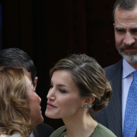 Le roi Felipe VI et la reine Letizia d'Espagne participent à la remise des Prix Nationaux de l'Innovation et du Design 2016 à Madrid le 6 février 2017.