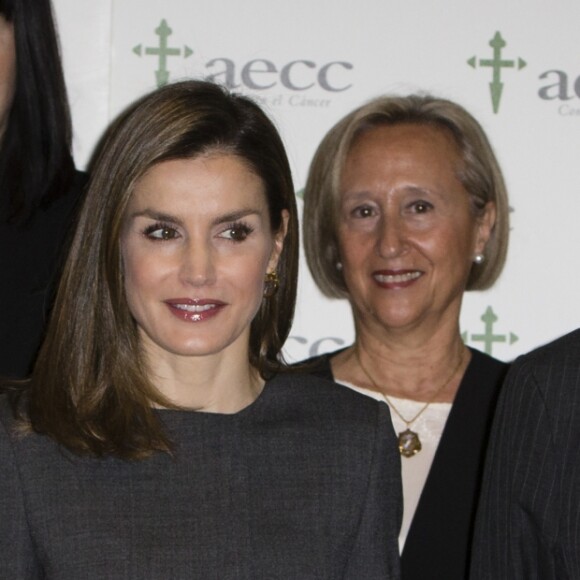 La reine Letizia d'Espagne a assisté au 6e Forum de lutte contre le cancer à Madrid le 2 février 2017.