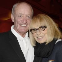 Mireille Darc est "une vraie miraculée" : Son mari parle de sa convalescence