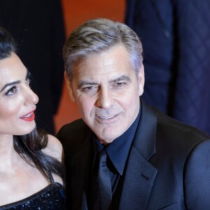 George Clooney et sa femme Amal Alamuddin Clooney - Tapis rouge du film "Hail Caesar!" lors du 66e Festival International du Film de Berlin, la Berlinale, le 11 février 2016.