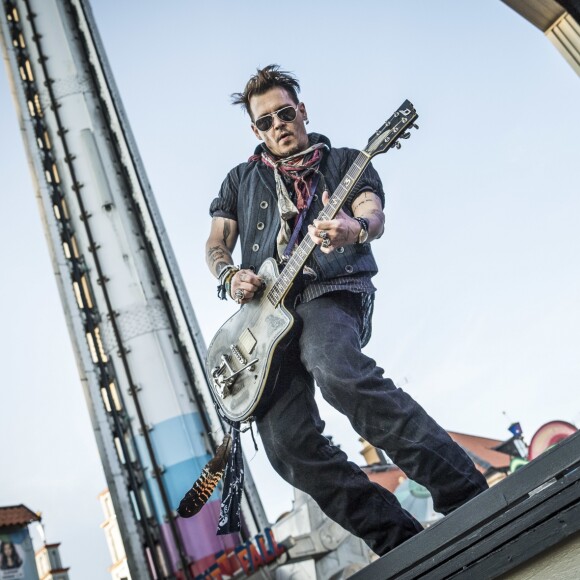 Johnny Depp - Concert des "Hollywood Vampires" au parc d'attractions "Gröna Lund" à Stockholm en Suède le 30 mai 2016.