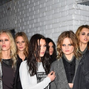 Bella Hadid, Kendall Jenner, Hanne Gaby Odiele, Anna Ewers et les mannequins du défilé Alexander Wang à New York. Le 11 février 2017.