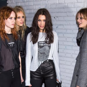 Bella Hadid, Kendall Jenner, Hanne Gaby Odiele, Anna Ewers et les mannequins du défilé Alexander Wang à New York. Le 11 février 2017.