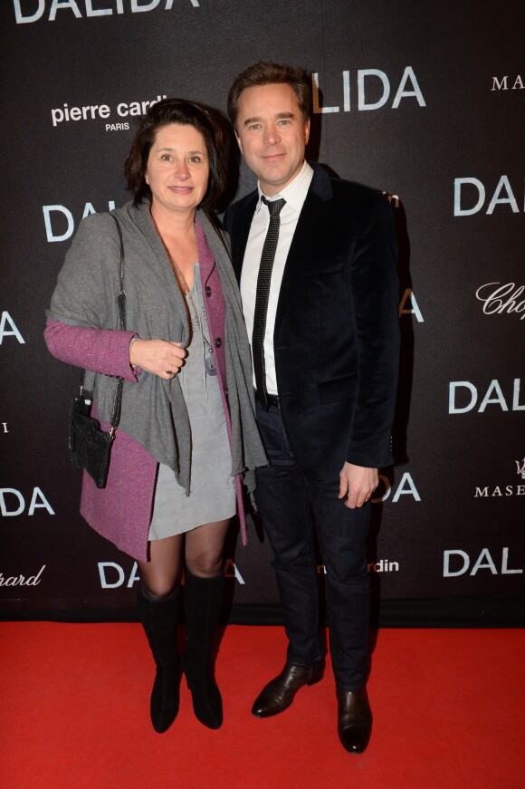 Guillaume de Tonquédec et sa femme Christèle - Avant-première du film "Dalida" à L'Olympia, Paris le 30 novembre 2016.