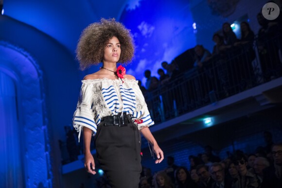 Tina Kunakey (compagne de Vincent Cassel) - People au défilé de mode Haute-Couture printemps-été 2017 "Jean-Paul Gaultier" à Paris le 25 janvier 2017. © Olivier Borde/Bestimage