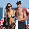 Exclusif - Jenson Button se détend sur une plage de Miami avec sa compagne Brittny Ward, le jour de son 37ème anniversaire le 19 janvier 2017. © CPA/Bestimage