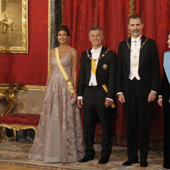 Le roi Felipe VI et la reine Letizia d'Espagne organisaient au palais royal à Madrid, le 22 février 2017, un dîner d'Etat en l'honneur du président argentin Mauricio Macri et sa femme Juliana Awada en visite officielle à Madrid.