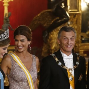 Le roi Felipe VI et la reine Letizia d'Espagne organisaient au palais royal à Madrid, le 22 février 2017, un dîner d'Etat en l'honneur du président argentin Mauricio Macri et sa femme Juliana Awada en visite officielle à Madrid.