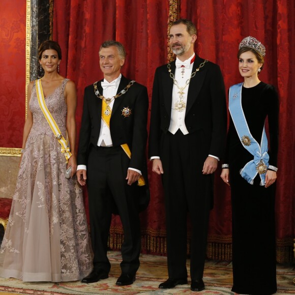 Le roi Felipe VI et la reine Letizia d'Espagne organisaient au palais royal à Madrid, le 22 février 2017, un dîner d'Etat en l'honneur du président argentin Mauricio Macri et sa femme Juliana Awada en visite officielle à Madrid.