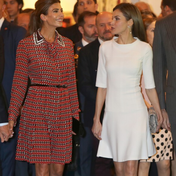 Le roi Felipe VI et la reine Letizia d'Espagne inauguraient avec le président argentin Mauricio Macri et son épouse Juliana Awada le Salon d'art contemporain ARCOMadrid le 23 février 2017.