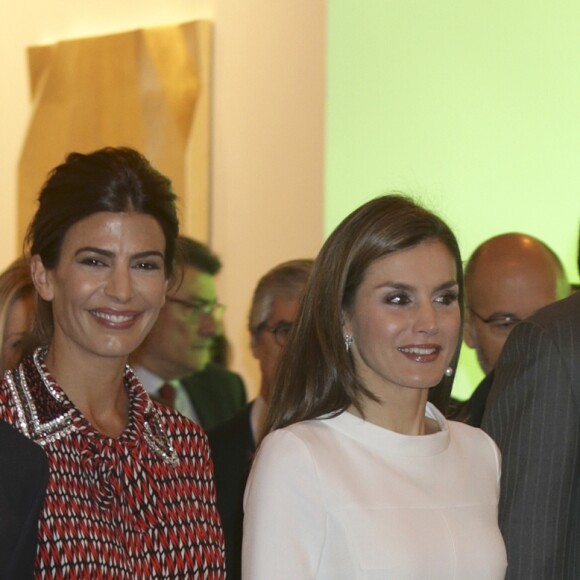 Le roi Felipe VI et la reine Letizia d'Espagne inauguraient avec le président argentin Mauricio Macri et son épouse Juliana Awada le Salon d'art contemporain ARCOMadrid le 23 février 2017.