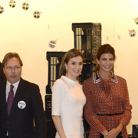 Le roi Felipe VI et la reine Letizia d'Espagne inauguraient avec le président argentin Mauricio Macri et son épouse Juliana Awada le Salon d'art contemporain ARCOMadrid le 23 février 2017.