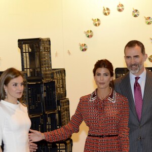 Le roi Felipe VI et la reine Letizia d'Espagne inauguraient avec le président argentin Mauricio Macri et son épouse Juliana Awada le Salon d'art contemporain ARCOMadrid le 23 février 2017.