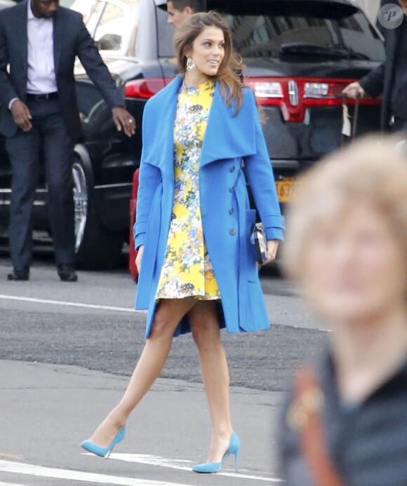 Exclusif - Miss Univers 2016 Iris Mittenaere pose lors d'une séance photo à New York le 8 février 2017.