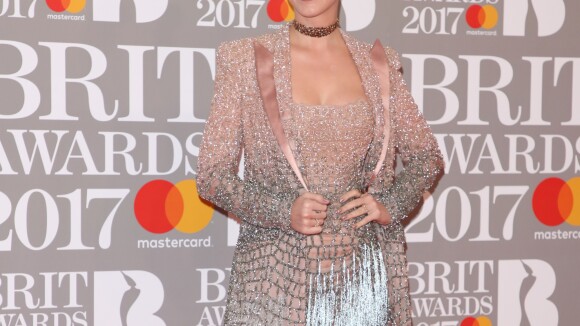 Katy Perry traumatisée par ses 1ers Brit Awards : "J'ai cru que j'allais mourir"
