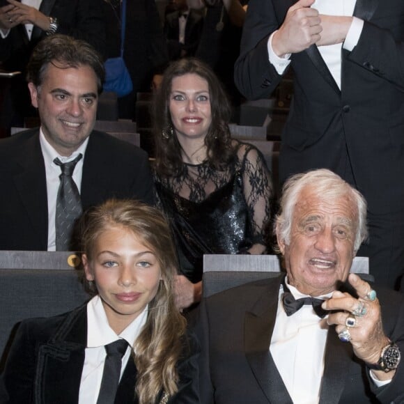 Stella Belmondo et son père Jean-Paul Belmondo (Smoking Dior, chaussures Carvil) , Giacomo Belmondo et Luana Belmondo - 42e cérémonie des César à la salle Pleyel à Paris le 24 février 2017. © Olivier Borde / Dominique Jacovides / Bestimage