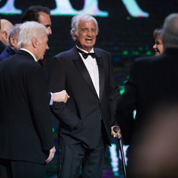 Jean-Paul Belmondo (Smoking Dior, chaussures Carvil) - 42ème cérémonie des César à la salle Pleyel à Paris le 24 février 2017. © Olivier Borde / Dominique Jacovides / Bestimage