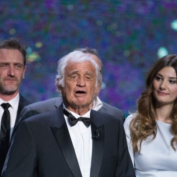 Jean Dujardin, Claude Brasseur, Jean-Paul Rouve, Jean-Paul Belmondo (Smoking Dior, chaussures Carvil) , Alice Pol, Guillaume Gallienne , Françoise Fabian - 42e cérémonie des César à la salle Pleyel à Paris le 24 février 2017. © Olivier Borde / Dominique Jacovides / Bestimage