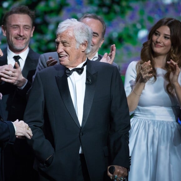 Jean Dujardin, Claude Brasseur, Jean-Paul Rouve, Jean-Paul Belmondo (Smoking Dior, chaussures Carvil) , Alice Pol, Guillaume Gallienne - 42e cérémonie des César à la salle Pleyel à Paris le 24 février 2017. © Olivier Borde / Dominique Jacovides / Bestimage