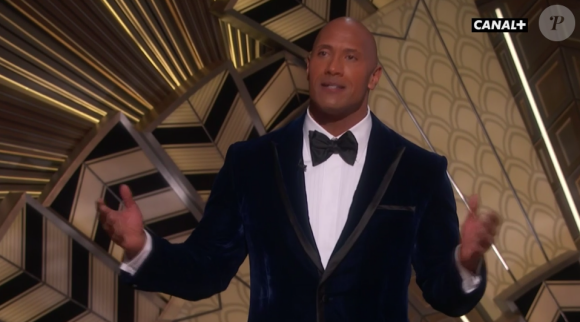 Dwayne Johnson pendant la cérémonie des Oscars 2017.